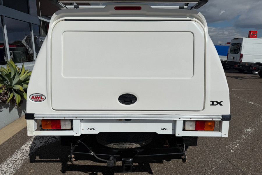 2017 Toyota HiLux GUN126R SR Cab Chassis Image 7