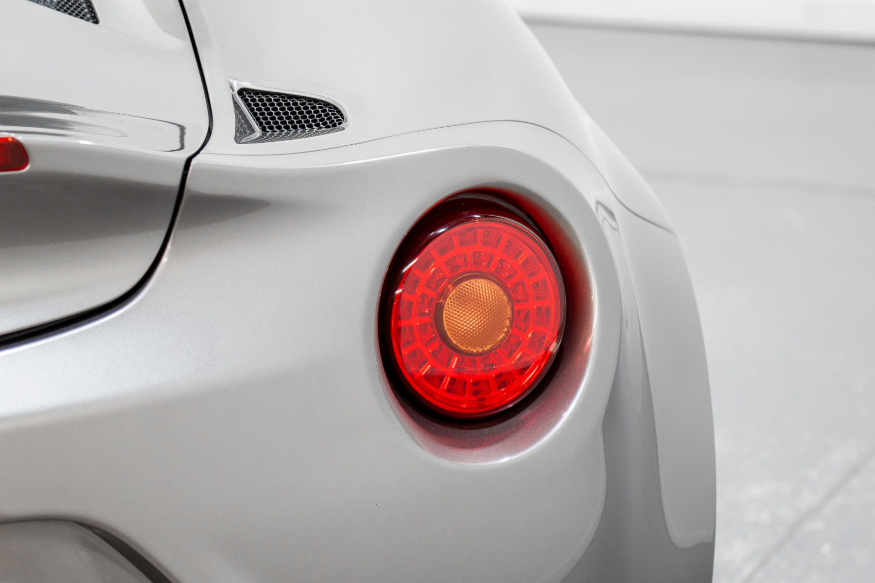 2016 Alfa Romeo 4c Spyder Convertible Image 19
