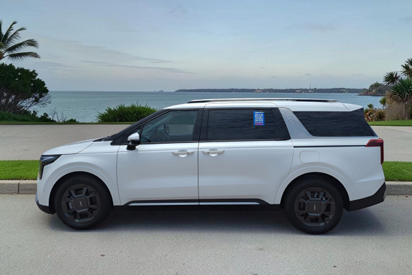 2026 Kia Carnival KA4 PE GT-Line People Mover Image 2