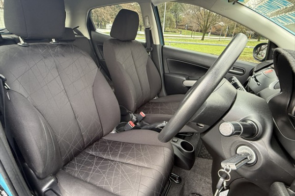 2012 Mazda 2 Neo Hatch Image 9