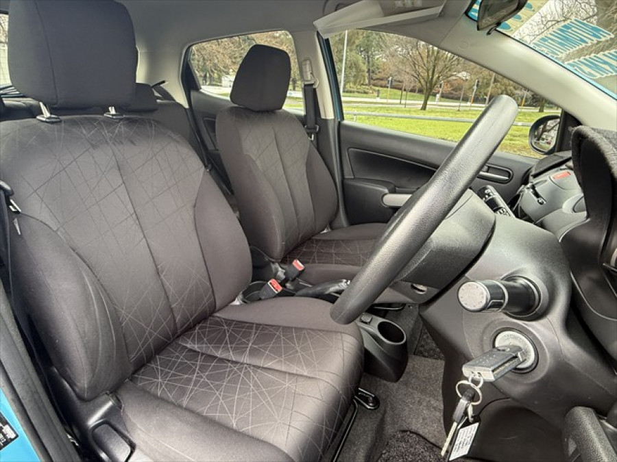 2012 Mazda 2 Neo Hatch Image 9