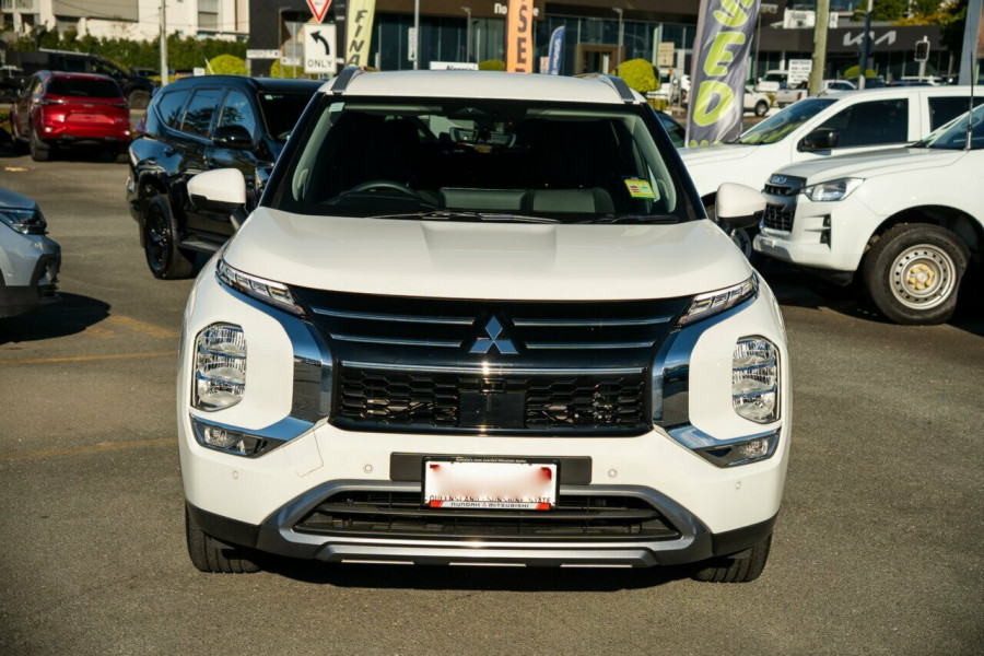 2025 Mitsubishi Outlander ZM LS SUV Image 5