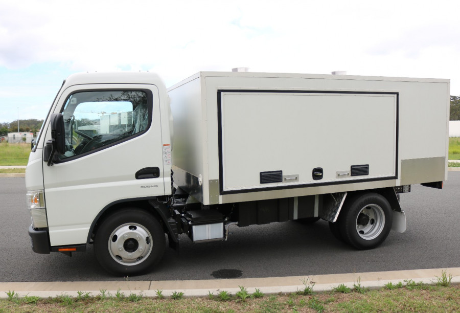 2021 Fuso Canter 515 AUTO 515 AUTO COFFEE TRUCK Catering vehicle