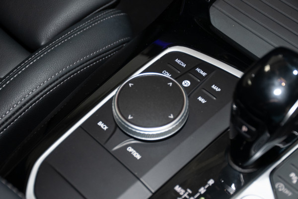 2022 BMW X4 xDrive30i M Sport SUV Image 19