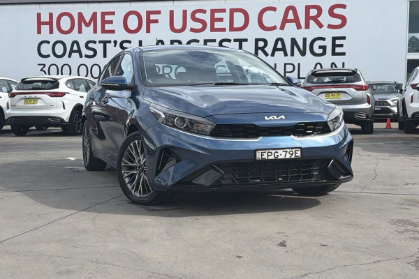 2021 MY1  Kia Cerato BD Sport+ Hatch Image 1