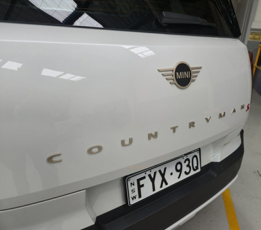 2024 MINI Countryman U25 S Classic Wagon Image 10