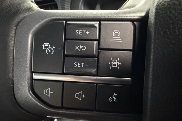 2024 Ford F-150  Lariat Dual Cab Image 29