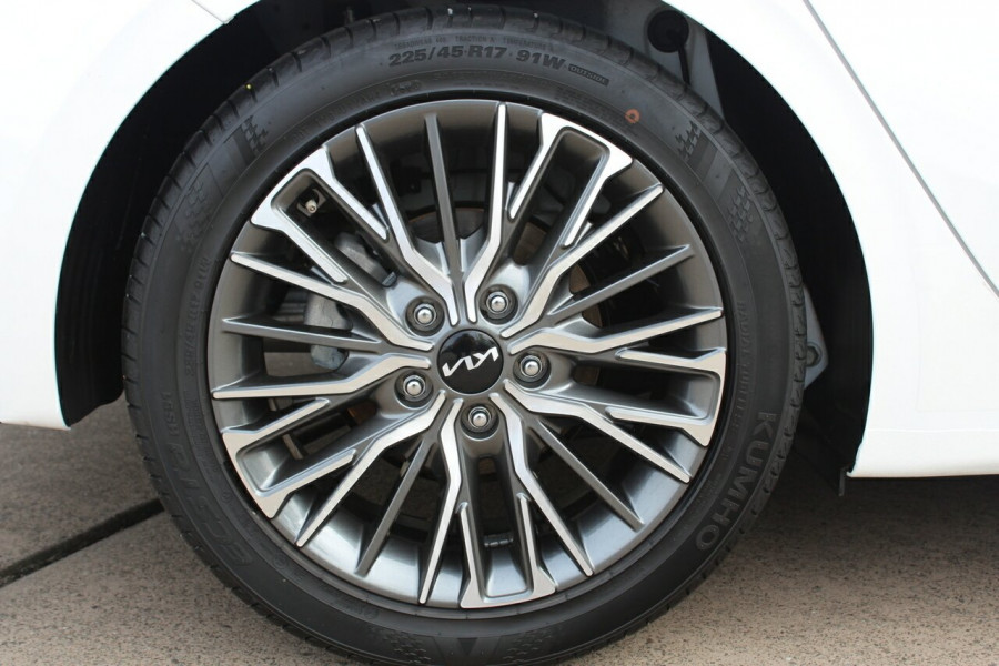 2023 Kia Cerato BD Sport Hatch Image 14