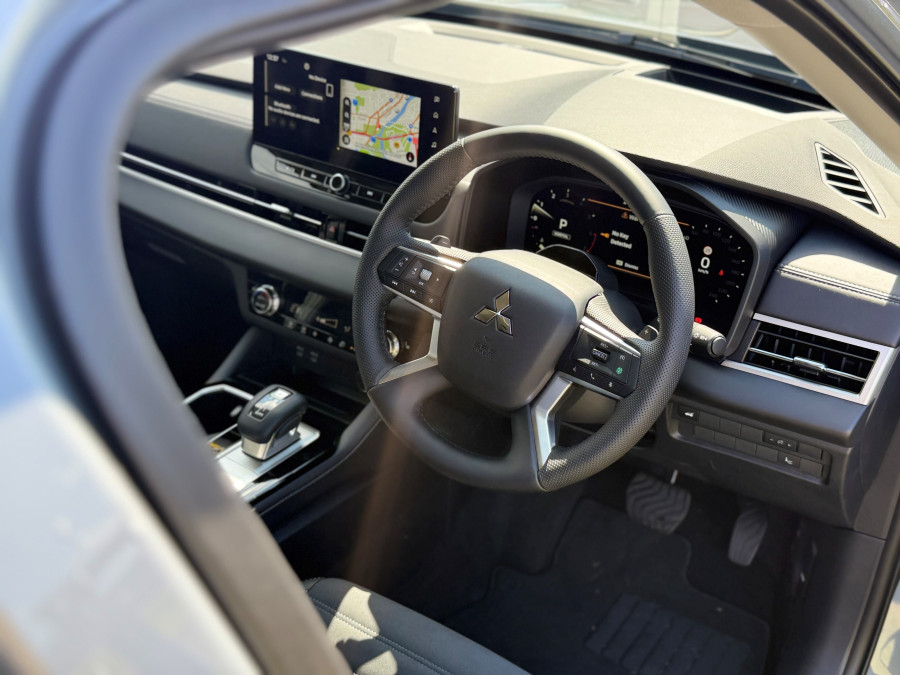 2026 Mitsubishi Outlander ZM Aspire SUV Image 10