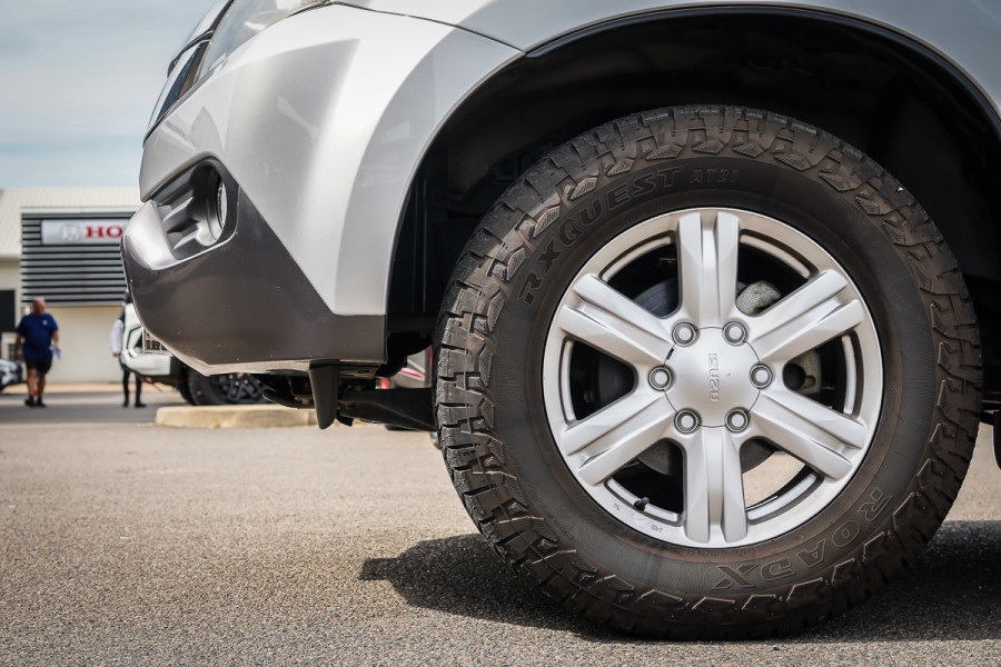2015 Isuzu MU-X LS-T SUV Image 7