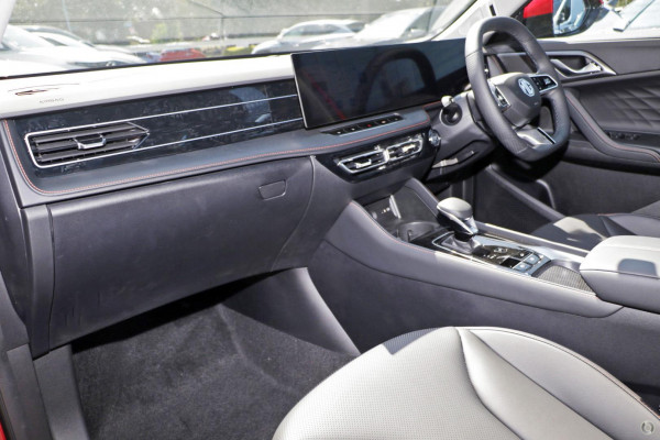 2025 MG HS AS33 Excite SUV Image 8
