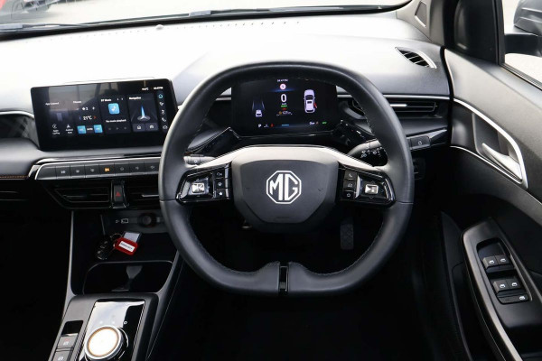 2025 MY24.5 MG MG3 ZP22 Essence Hybrid+ Hatch Image 7