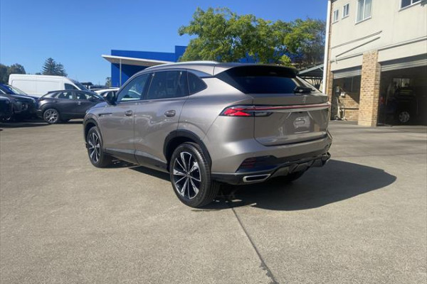 2024 MY24.5 MG HS AS33 Essence SUV Image 5