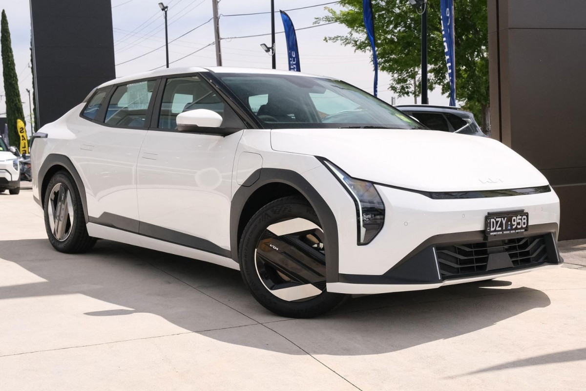 2025 MY26 Kia EV4  Air Standard Range Sedan