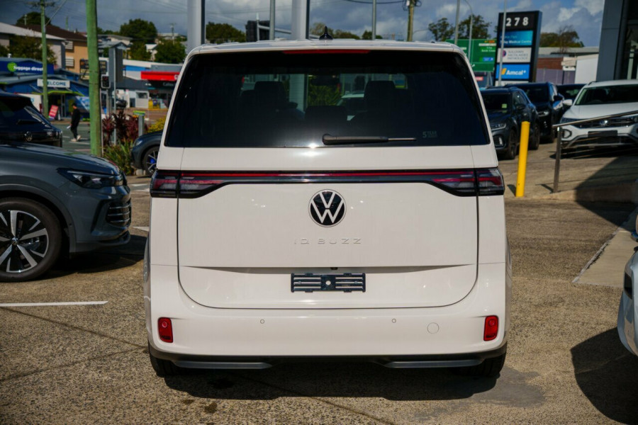 2025 Volkswagen ID. Buzz EB Pro BEV560 People Mover Image 3