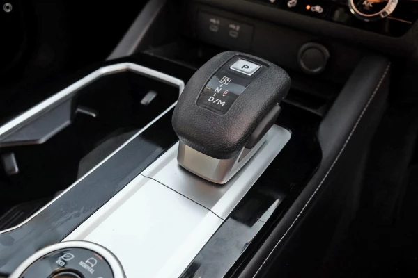 2025 Mitsubishi Outlander ZM ES SUV Image 13
