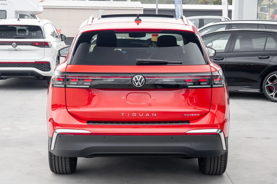 2026 Volkswagen Tiguan CT 150TSI eHybrid Elegance SUV Image 5