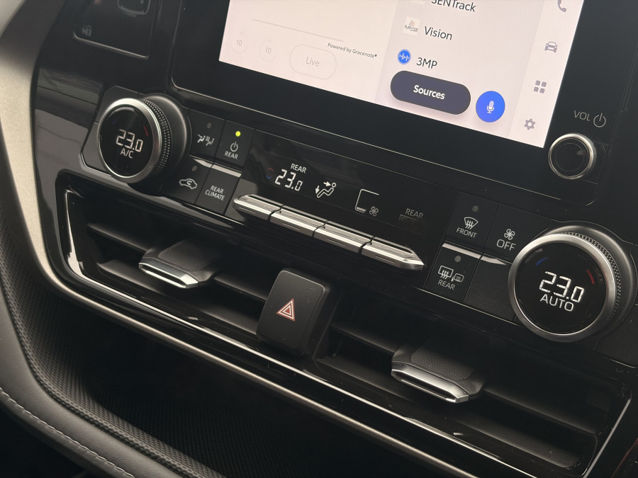 2023 Toyota Kluger AXUH78R GX SUV Image 13