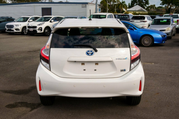 2020 Toyota Prius C NHP10R Hatch Image 3