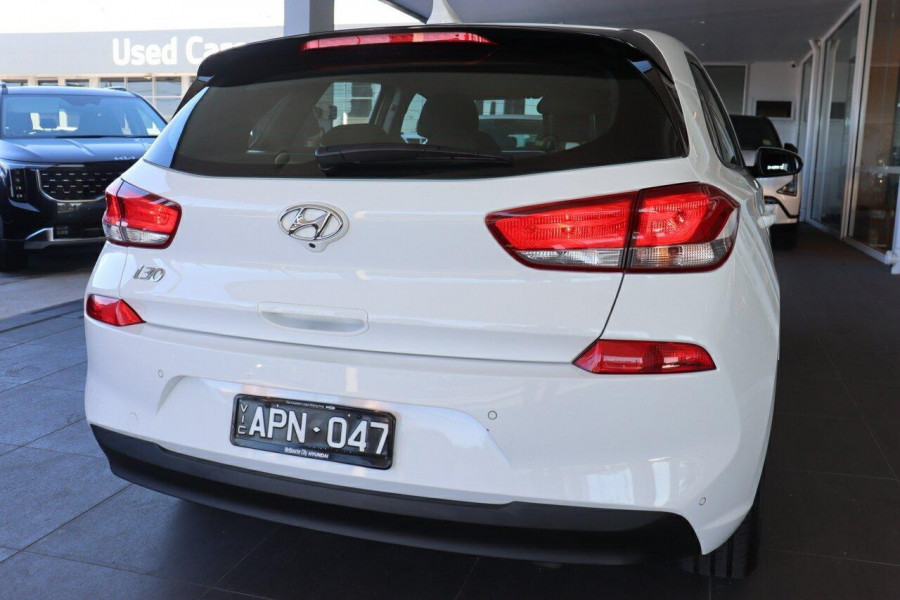 2017 MY18 Hyundai i30 PD Active Hatch Image 7