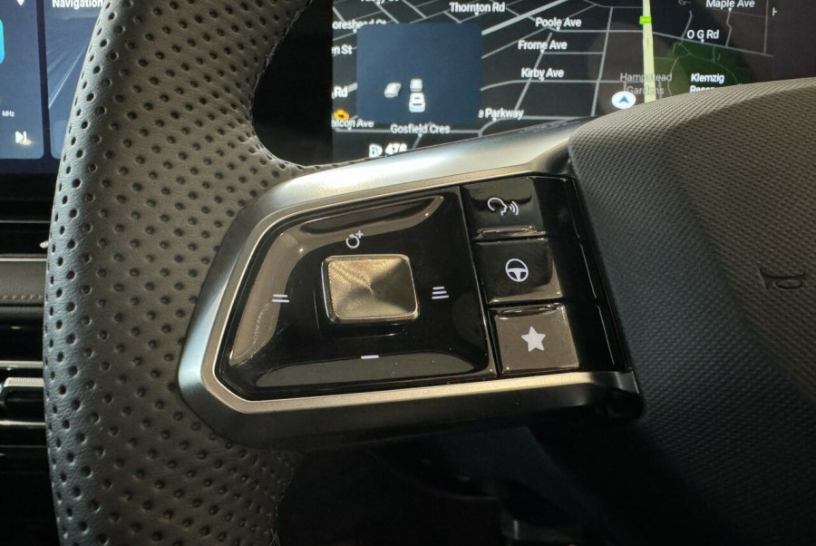 2024 MY25 MG HS AS33 Essence SUV Image 15