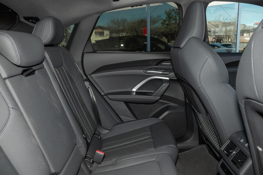 2026 Audi Q5 e-hybrid 270kW SUV