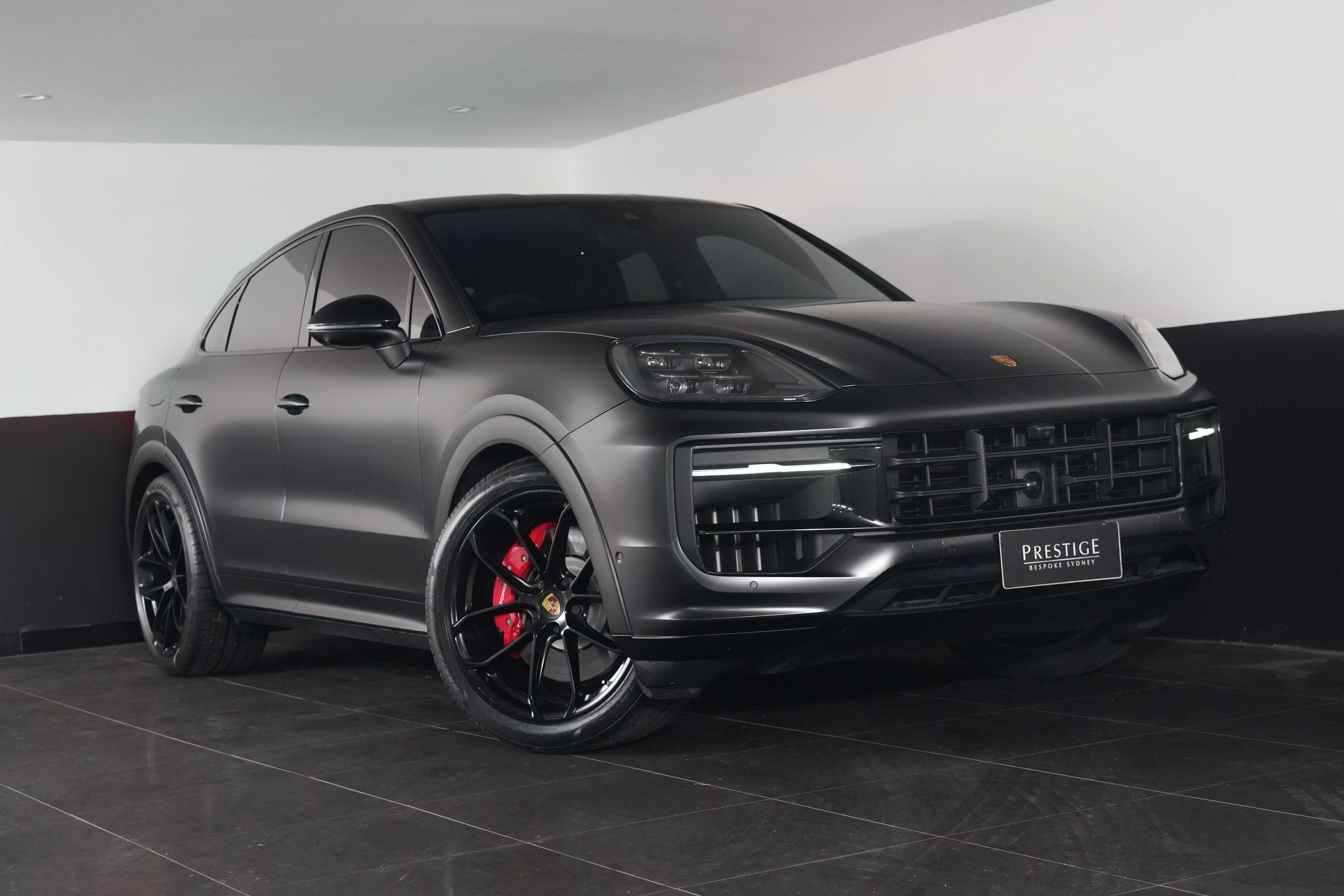 2024 Porsche Cayenne GTS Coupe Image 15