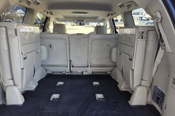 2019 Toyota LandCruiser VDJ200R VX SUV Image 9