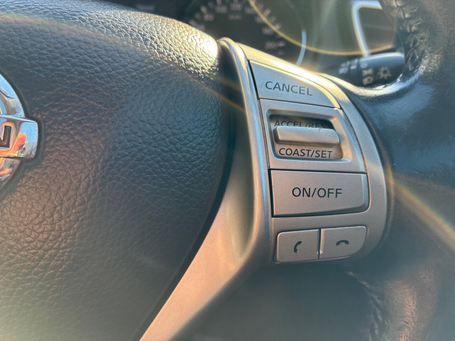 2017 Nissan QASHQAI J11 Ti SUV Image 25