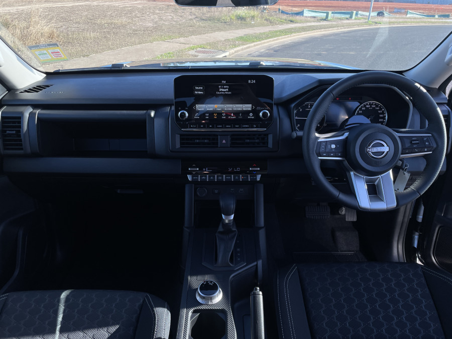 2025 MY26 Nissan Navara D27 ST Ute Image 11