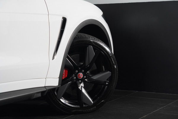 2021 Jaguar F-pace SVR SUV Image 18