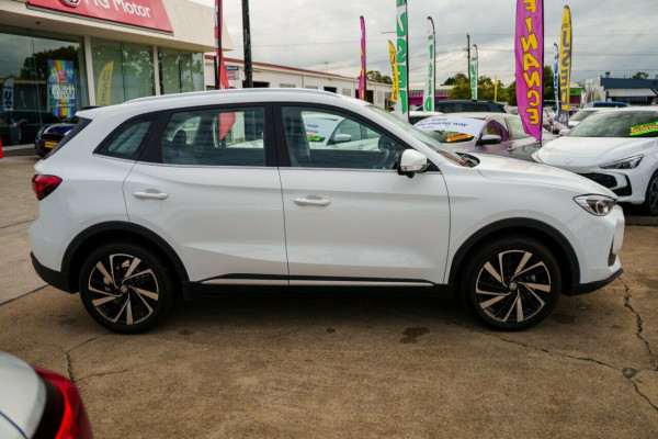 2025 MG ZS ZS32 Essence Turbo SUV