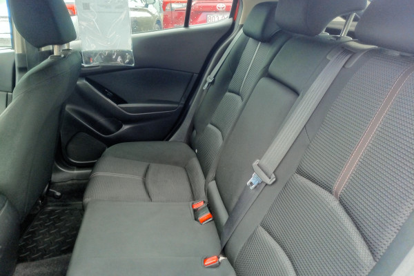 2017 Mazda 3 BN5478 Maxx Hatch Image 24
