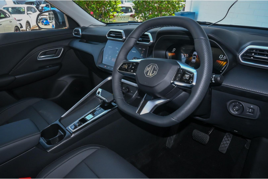 2025 MG ZS ZS32 Essence Turbo SUV Image 6