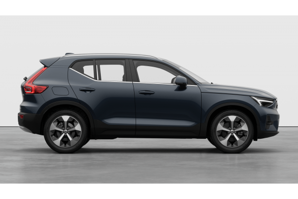 2026 Volvo XC40 XZ Ultra B4 Bright SUV Image 5