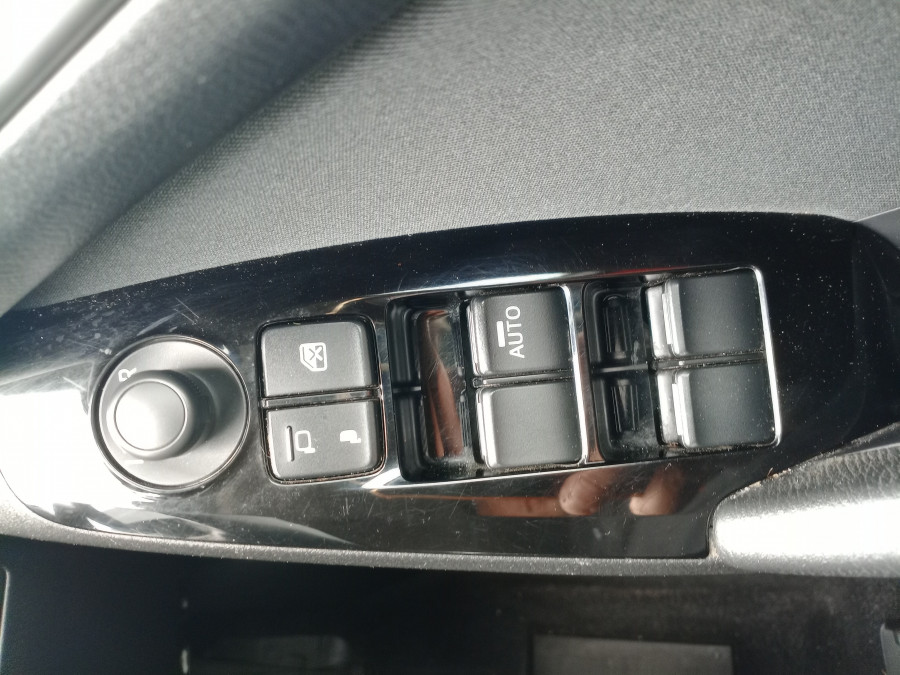 2017 Mazda 3 BN5478 Maxx Hatch Image 19
