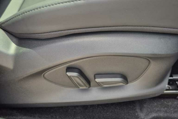 2025 MY25.5 MG ZS ZS32 Essence Hybrid+ SUV Image 12
