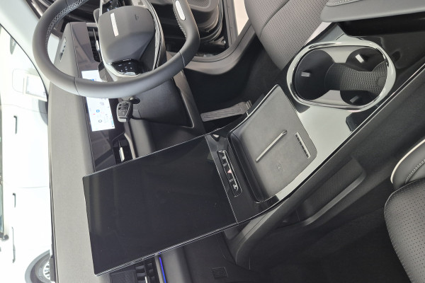 2026 Jaecoo J5  Summit SUV Image 9