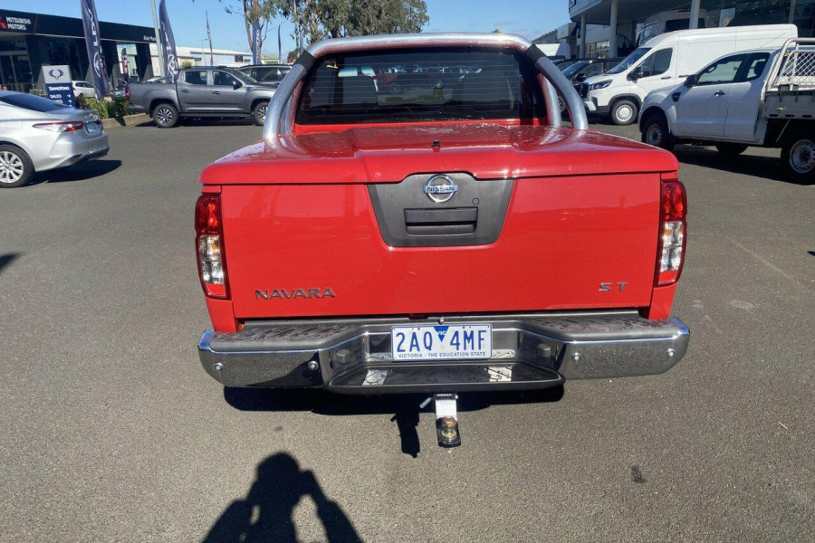 2013 Nissan Navara D40 Series 6 ST Dual Cab Pickup Image 8