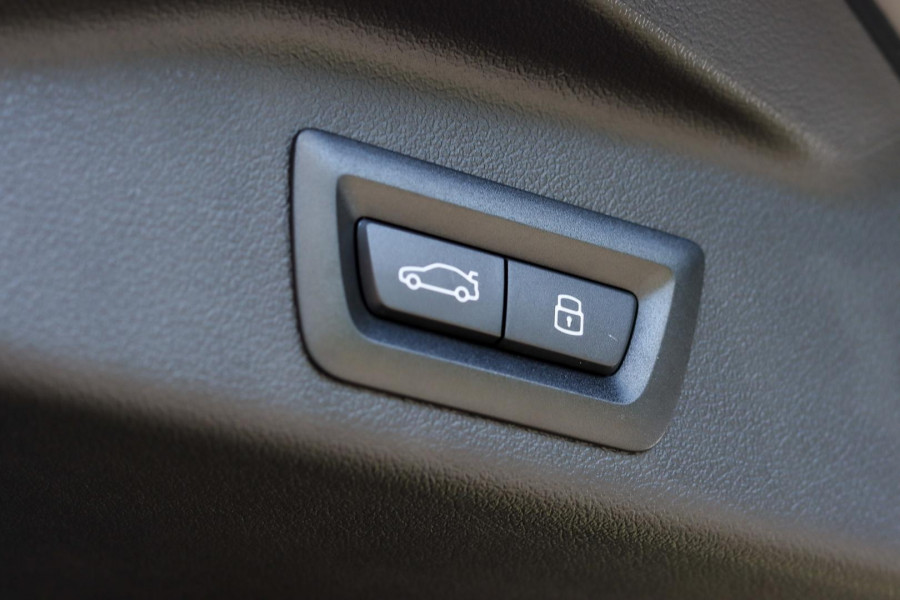 2025 [THIS VEHICLE IS SOLD]
