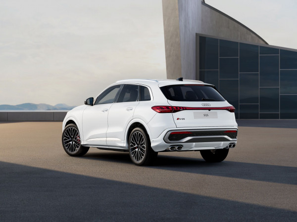 2025 Audi SQ5 GU  SUV image 8