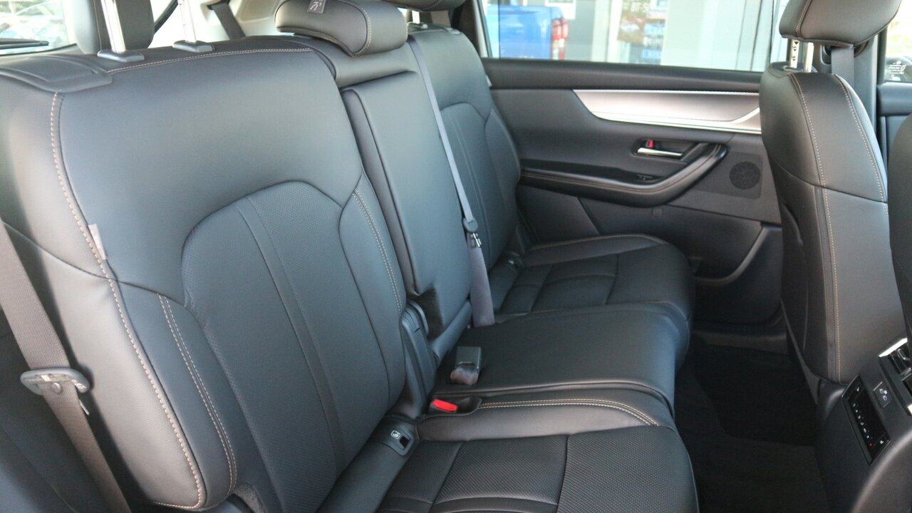 2025 Mazda CX-80 KL P50e GT Wagon Image 15