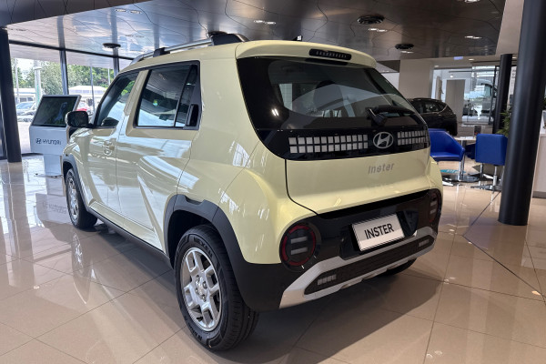 2025 Hyundai Inster  Standard Range SUV Image 5