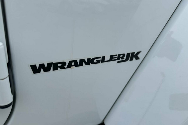 2018 Jeep Wrangler JK MY18 Golden Eagle Convertible Image 5