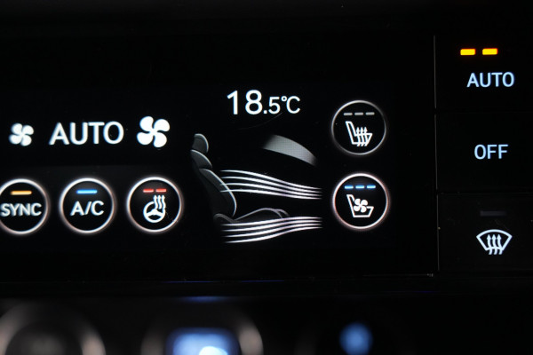 2025 Genesis G70 3.3t Sport Lux Sedan Image 19