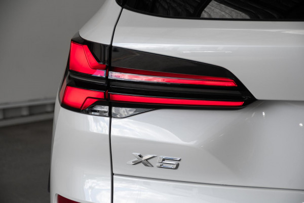 2026 BMW X5 G05 LCI xDrive30d M Sport SUV image 24