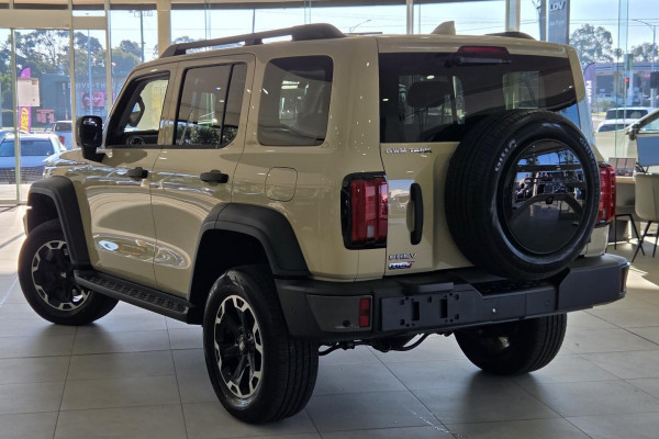 2026 GWM Tank 300 P01 Lux Hi4-T PHEV SUV Image 2