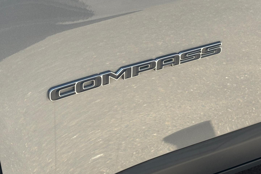 2018 Jeep Compass M6 Sport SUV Image 8