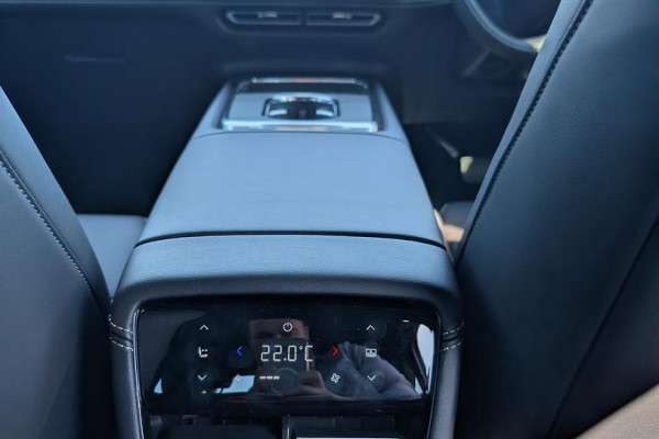 2026 Mazda 6e  GT Hatch Image 16