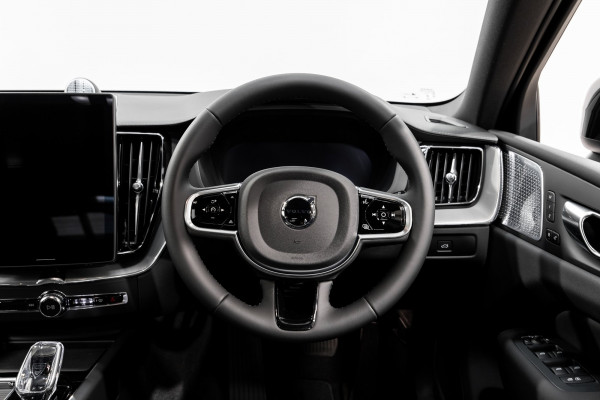 2026 Volvo XC60 UZ B5 Ultra Dark 2L Petrol Hybrid AWD SUV Image 17